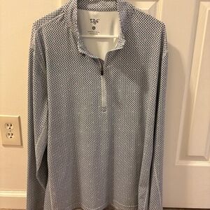 1764 Men's XL Long Sleeved Golf 1/4 Zipper Shirt with Geometric Designs